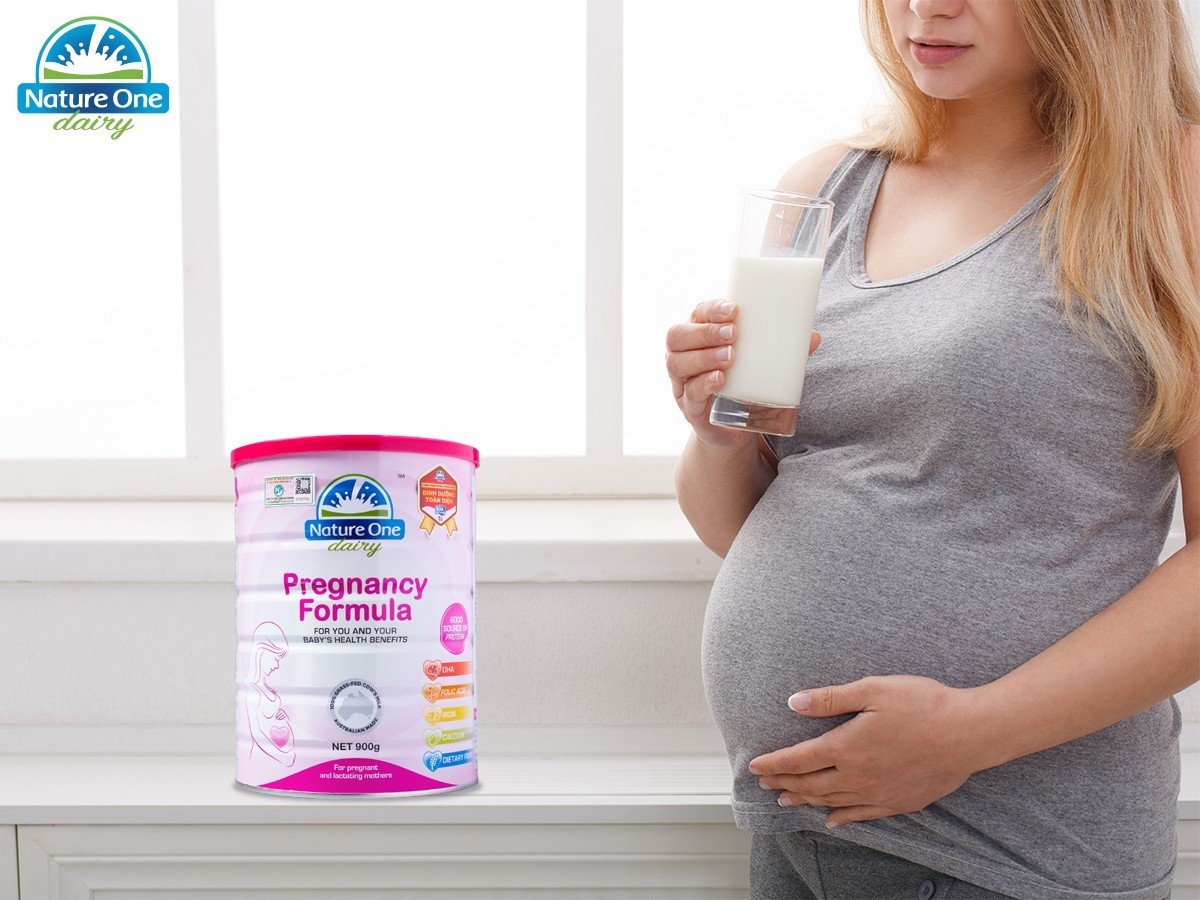 Nature One Dairy Pregnancy Formula - Sữa công thức dành cho phụ nữ mang thai và cho con bú lon 900g
