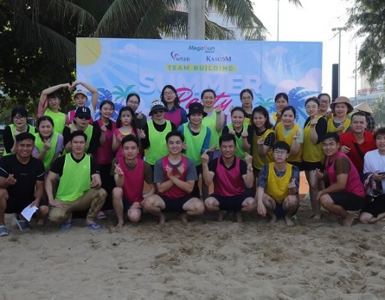 Kascom Media, Vietlink quẩy hè cực đã tại biển Sầm Sơn - Thanh Hóa
